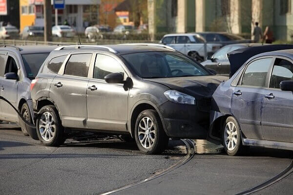 chain-reaction pileup liability multi-car crash
